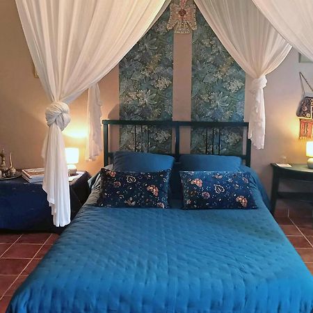 Une Chambre En Provence Correns Exterior foto