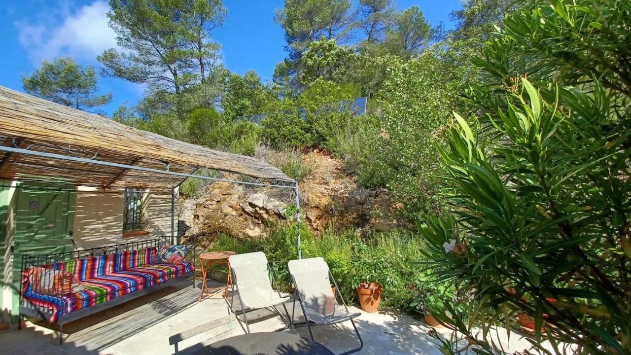 Une Chambre En Provence Correns Exterior foto