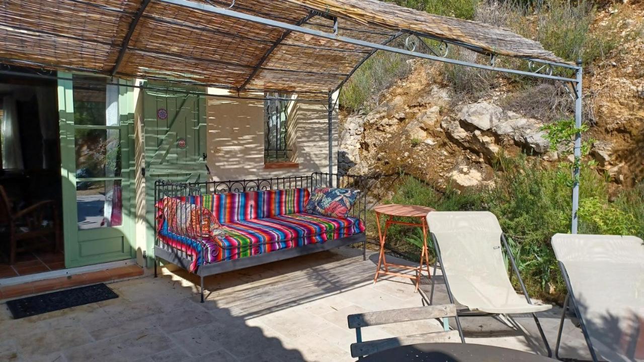 Une Chambre En Provence Correns Exterior foto
